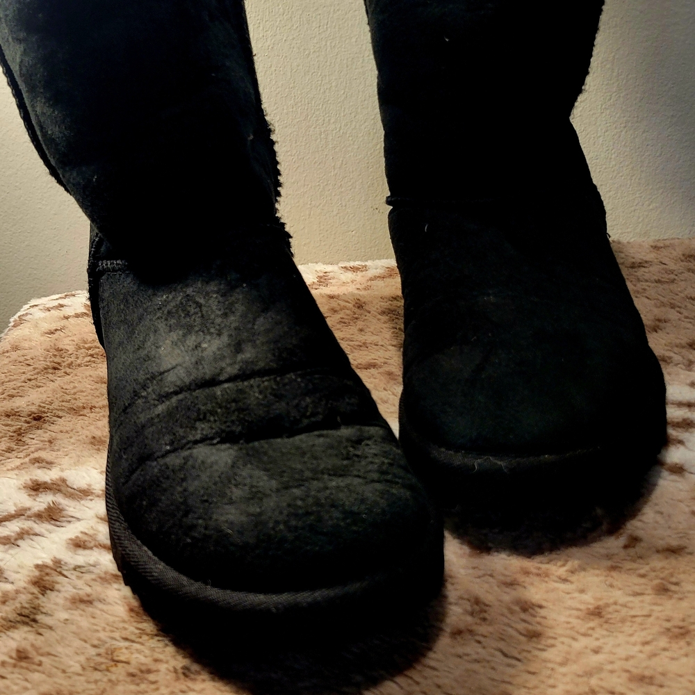 UGG Black Classic Short Suede Womens Boots
